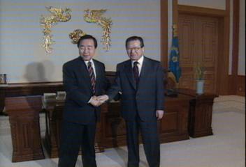 공직자윤리법 임시국회 처리엄기영