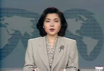 김영삼대통령 보도 사진전 관람백지연