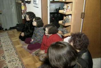 15대 총선 출마자들과 여야 4당 여성표 집중공략손관승