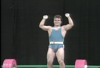 터키 역도 선수 슐레이 마놀루 4개의 세계신기록 달성윤용철