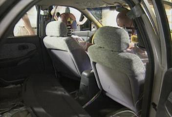 기아의 승용차 크레도스 충돌 시험박용찬