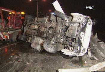 LPG 탱크로리 추돌 전복김지은