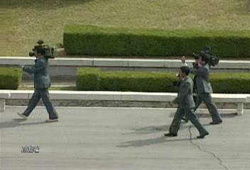 북한 소 몰고 방문하는 정주영 회장 대기 소 접수김현경
