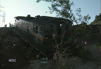 양주에서 수해 유실 선로 달린 화물열차 탈선권순표