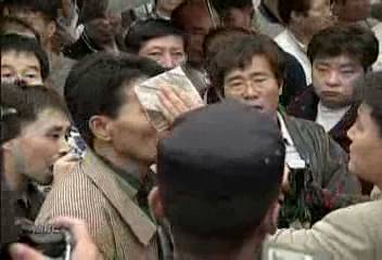 한나라당 서울집회 폭력사태 등으로 정국 또 급랭김동섭