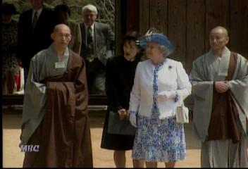 영국 여왕 한국 전통문화에 심취이보경