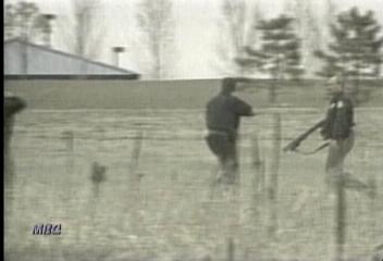 미국 덴버 고교내 총격사건으로 18명 사망송기원