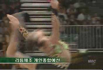 리듬체조 여왕 자리 놓고 벌이는 불꽃 튀는 연기 대결조승원