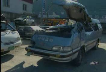 교회신도 태운 승합차 가로등 충돌 3명 사망양효경