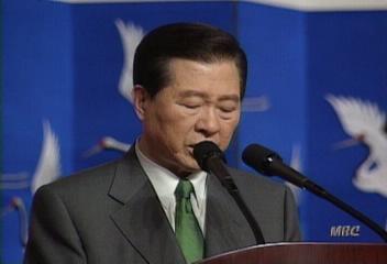 김대통령 조찬기도회 "반성속 개혁 지속"송기원