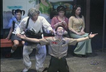 국산 뮤지컬 더 플레이 공연 한달째 매진행렬김소영