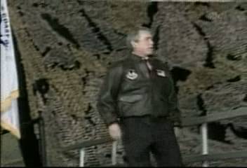 부시 공군기지 방문 잇딴 대북 강경 발언