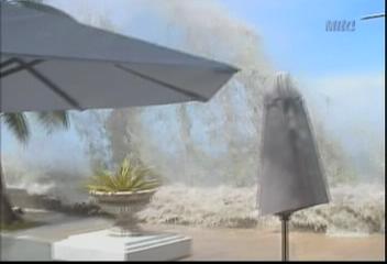 지난 6월 지진 해일 경고 있었지만 무시되어 인명 피해 많아박상후