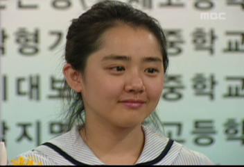 문근영영화배우양 기부 선행으로 광주시 청소년 대상 수상윤근수