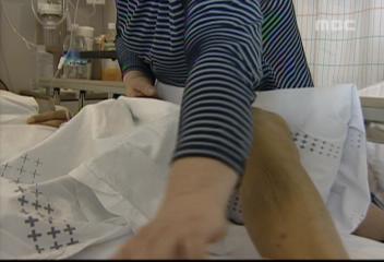 구치소에 수감중인 아들 아버지 위해 간 이식 하게된 사연조효정