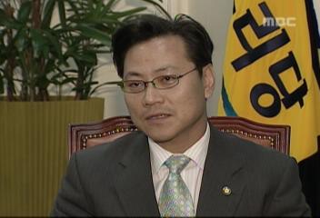 오영식(열린우리당 원내부대표)금창호(한국지방행정연구원박사)