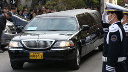 장 모군 등 숨진 단원고 학생 4명  발인식 엄수 눈물바다