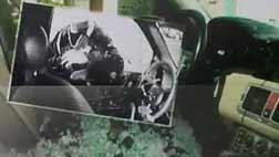  차 안에 몰카 설치로 차량 털이범 잡는다