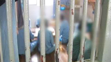 교도소에서 범죄 수법 배운다범죄 학원 교도소 대안은