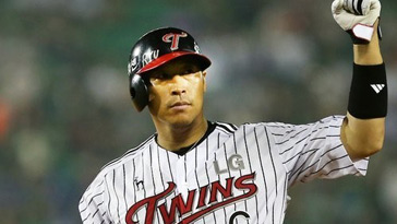 스포츠투데이 LG 이병규 만루포로 롯데에 짜릿한 역전승