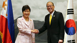 박대통령 캐나다필리핀 정상회담 "APEC 경제통합 속도"