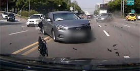 "어딜 끼어들어" 막가는 보복운전6중 충돌 사고 유발