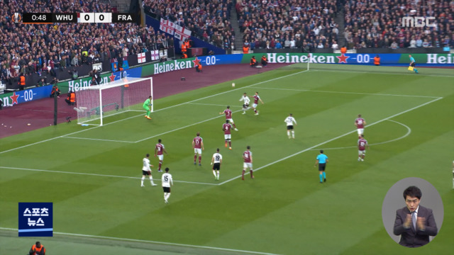 골대 또 골대인생골이 날아갔네