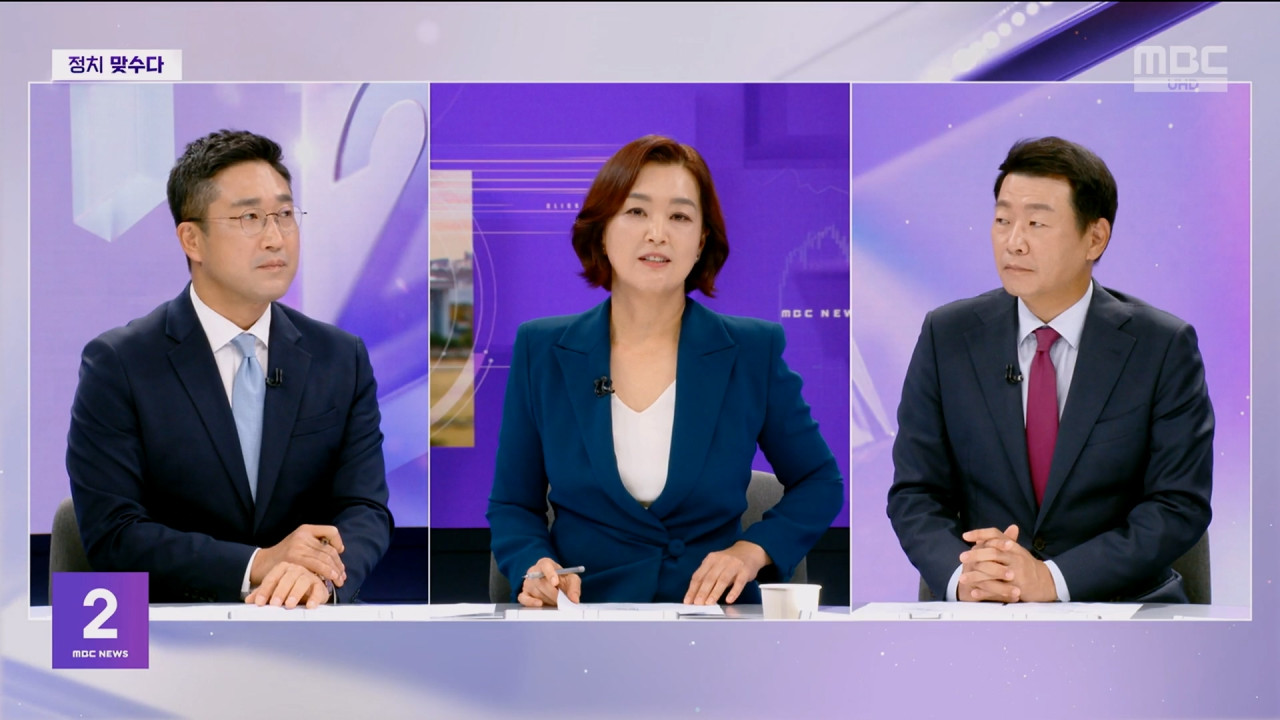 맞수다 독대 신경전" 공사 구분 못해" "방향 같아"