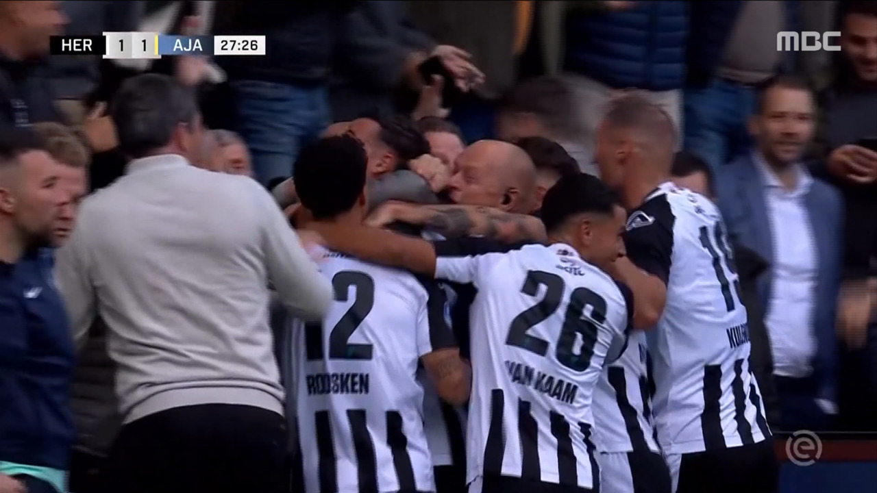 스포츠 영상 베컴도 깜짝 놀랄 초장거리포방심하면 바로 쏜다