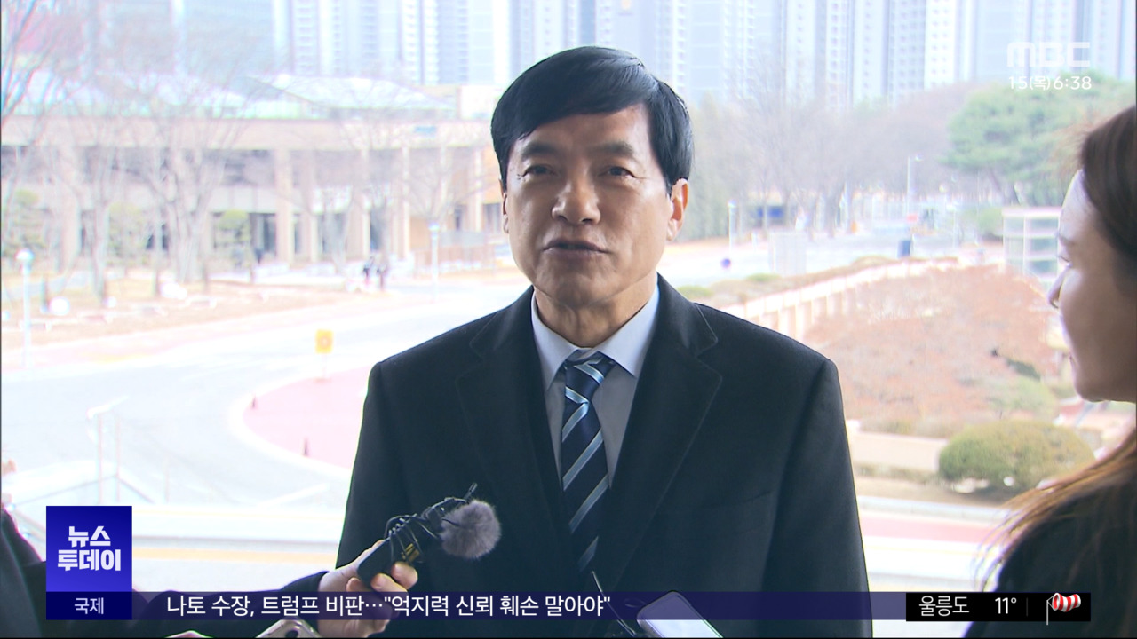 "사이비 정권 심판"징계위 출석하며 출마 선언