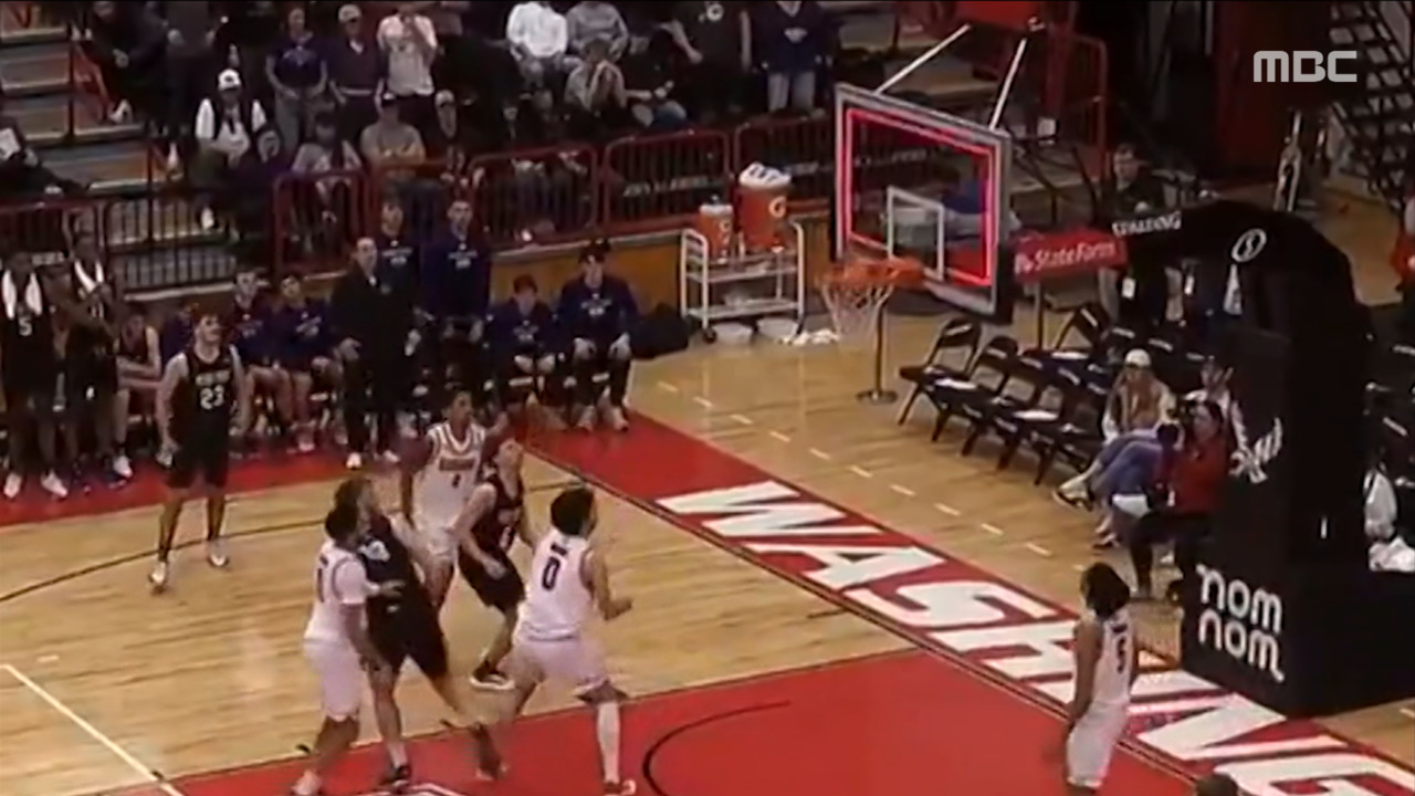 스포츠 영상 04초 남기고 버저비터한 손으로 충분해