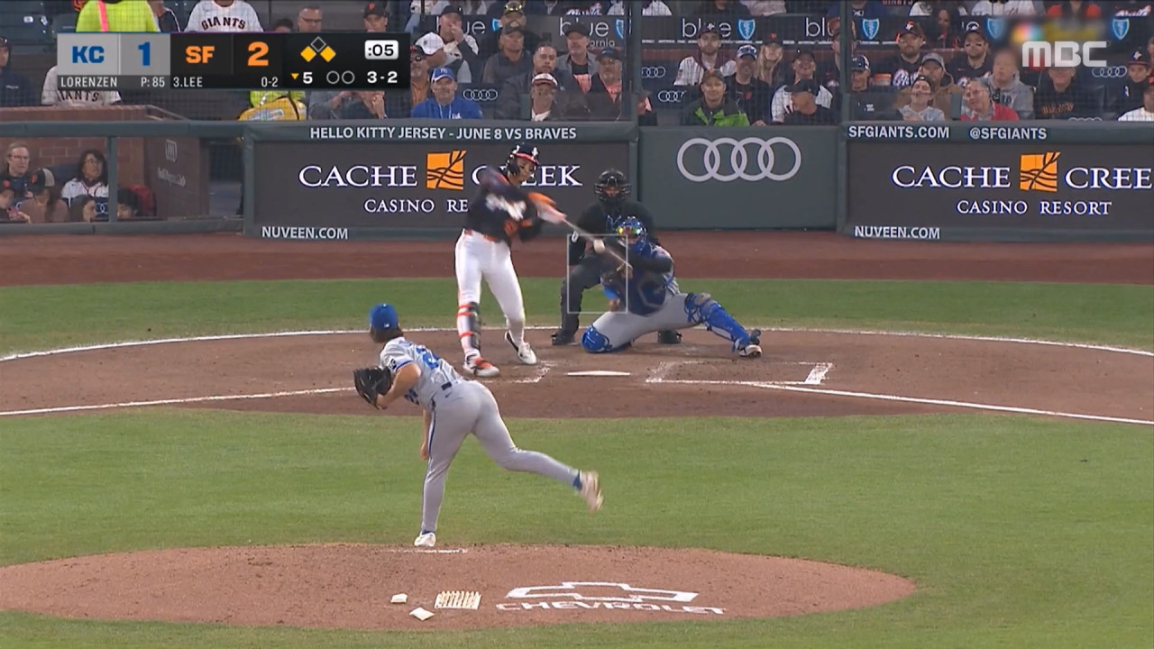 스포츠 영상 찬스에 강한 이정후이틀 연속 적시타